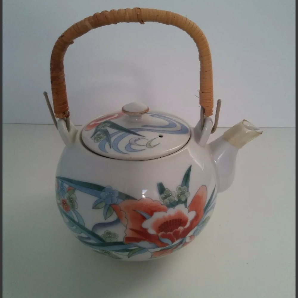 FLORA Vintage Takahashi San Francisco Tea Pot